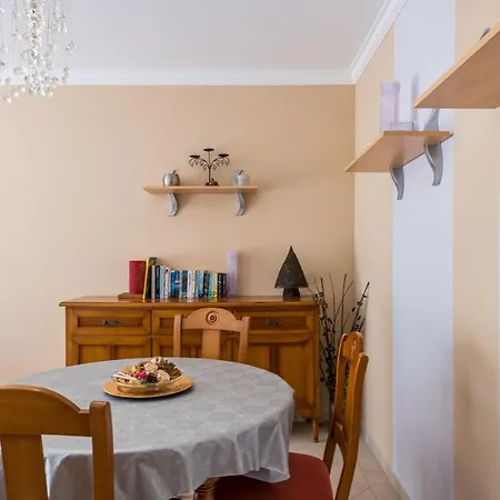 Διαμέρισμα Two Bedroom Spacious Sleeps 6 Portimão