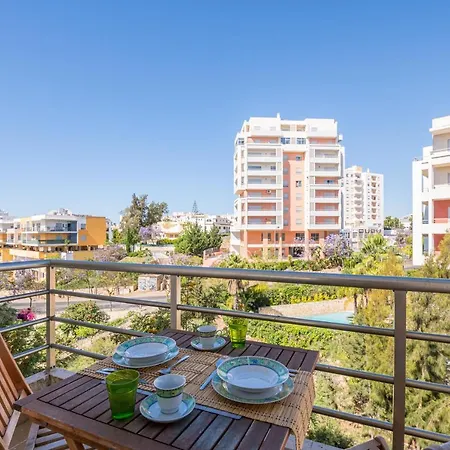 Two Bedroom Spacious Sleeps 6 * פורטימאו